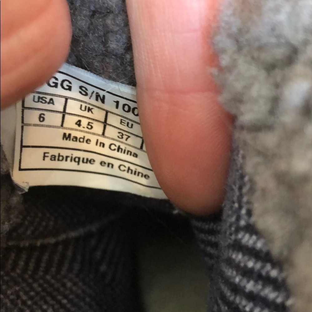 UGG Zea Waterproof boot - Picture 9 of 12